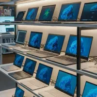 استخدام نیروی حرفه ای کامپیوتر