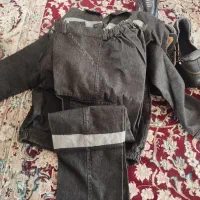 لباس ایمنی|لباس|اصفهان, قهجاورستان|دیوار