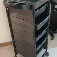 ترولی ۵ طبقه نو و سالم|آرایشگاه و سالن‌های زیبایی|مشهد, اقبال|دیوار