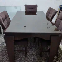 میز ناهارخوری