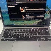 مک بوک پرو ۲۰۲۲