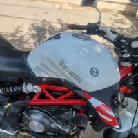 بنلی ۲۵۰دو سیلندر ۳۰۰ نیوفیس