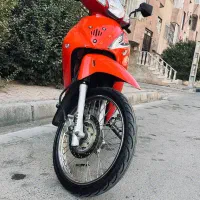 موتور سیکلت ویو ۱۲۵ در حد نو