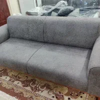 حراج مبل راحتی و فرانسوی استیل به دلیل تغییر شغل|مبلمان خانگی و میز عسلی|اصفهان, کوی راه حق|دیوار