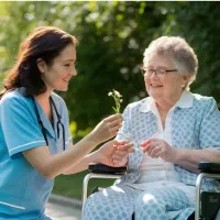 اعزام پرستار سالمند و بیمار