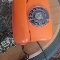 تلفن قدیمی عتیقه