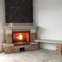 شومینه، باربیکیو، آبنما، آجر سنتی