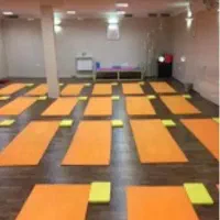 یوگا کلاس های تخصصی یوگای بانوان