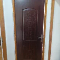 ۴تا در دوتا اتاق خواب دوتا سرویس بهداشتی