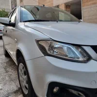 ماشین کارمندی تمیز