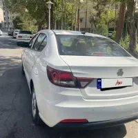 شاهین gمدل ۴۰۲
