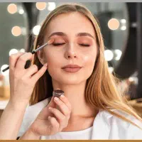 خدمات و آموزش میکاپ