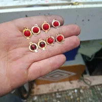 پلاک سبک یک نهصدی برای روز زن|جواهرات|شیراز, شاهچراغ|دیوار