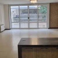 واحد ۱۳۵ متری/۲ خواب/ نظرغربی( بوستان سعدی)