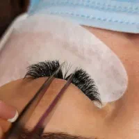 آموزش دوره کامل اکستنشن مژه و لیفت مژه و ابرو
