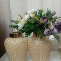 گلدان شیک دکوراتیو کرم و طلایی ست ۲عددی|صنایع دستی و سایر لوازم تزئینی|تهران, قاسمآباد|دیوار