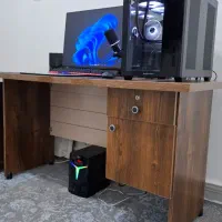 میز کامپیوتر