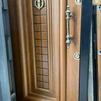 درب های ورودی ساختمانی و داخلی|مصالح و تجهیزات ساختمان|رشت, جهاد|دیوار