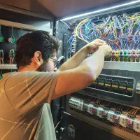 برقکاری تخصصی ساختمان و صنعت در اسرع وقت