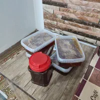 عسل  درمانی و ژل رویال خالص و با شان