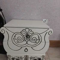 تخت دونفره ومیز آرایش باآینه و پاتختی|تخت و سرویس خواب|چابهار, |دیوار