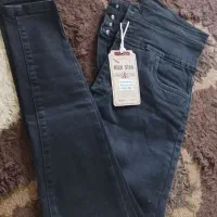 شلوار لی زنانه