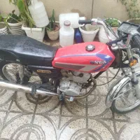 موتور هوندا مزایده ای مدل۸۷ درحد ۹تومن خرجش کردم