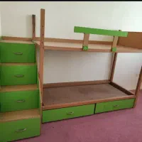 تخت خواب دو طبقه|تخت و سرویس خواب|میانه, |دیوار