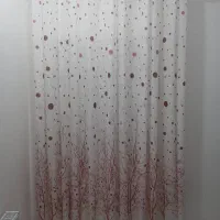 پرده تازه و نو همراه میله پرده