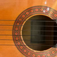 گیتار یاماها اصیل قدیمی