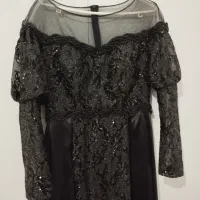 پیرهن مجلسی|لباس|خرمآباد, |دیوار