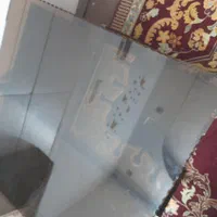 میز با شیشه سالم وسه عدد عسلی|مبلمان خانگی و میز عسلی|اصفهان, حصه شمالی|دیوار