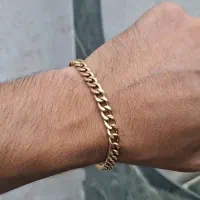 دستبند کارتیر با وزن ۸گرم و ۴۰ سوت