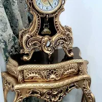 ساعت کنسولی