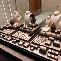 فروش مانکن طلا فروشی