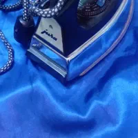 تلفن قدیمی و اتو قدیمی و هیتر قدیمی|سایر لوازم برقی|کرج, اصفهانی‌ها|دیوار