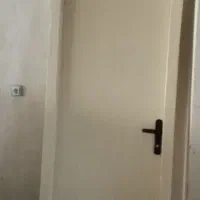 در چوبی اتاق