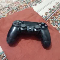 دسته ps4کارکرده با قیمت خوب