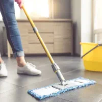 یک نفر خانم جهت نظافت منزل نیازمندم