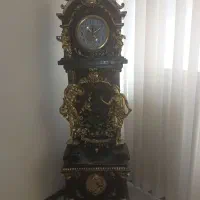 ساعت ایستاده کاملا سالم