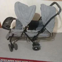 کالسکه دو قلو