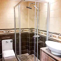 کابین دوش شیشه‌ای با طراحی سفارشی|لوازم حمام|تهران, صادقیه|دیوار