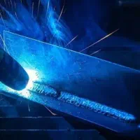 جوش کار هستم