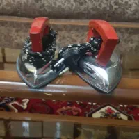 اتو و آفتابه عتیقه