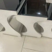 میز جلو مبلمان و گل میز