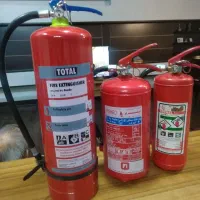 سه عدد کپسول اتشنشانی