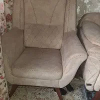 مبل هفت نفره بروز محکم.میز نهار ومیز جلو مبلی