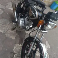 موتور سیکلت کبیر ۲۰۰