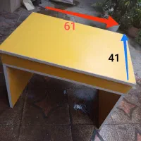 میز تحریر زرد کودک