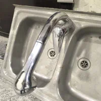 سینگ ظرفشویی با شیر شلنگی آرووا ... کاملآ سالم|مصالح و تجهیزات ساختمان|تهران, ایران|دیوار